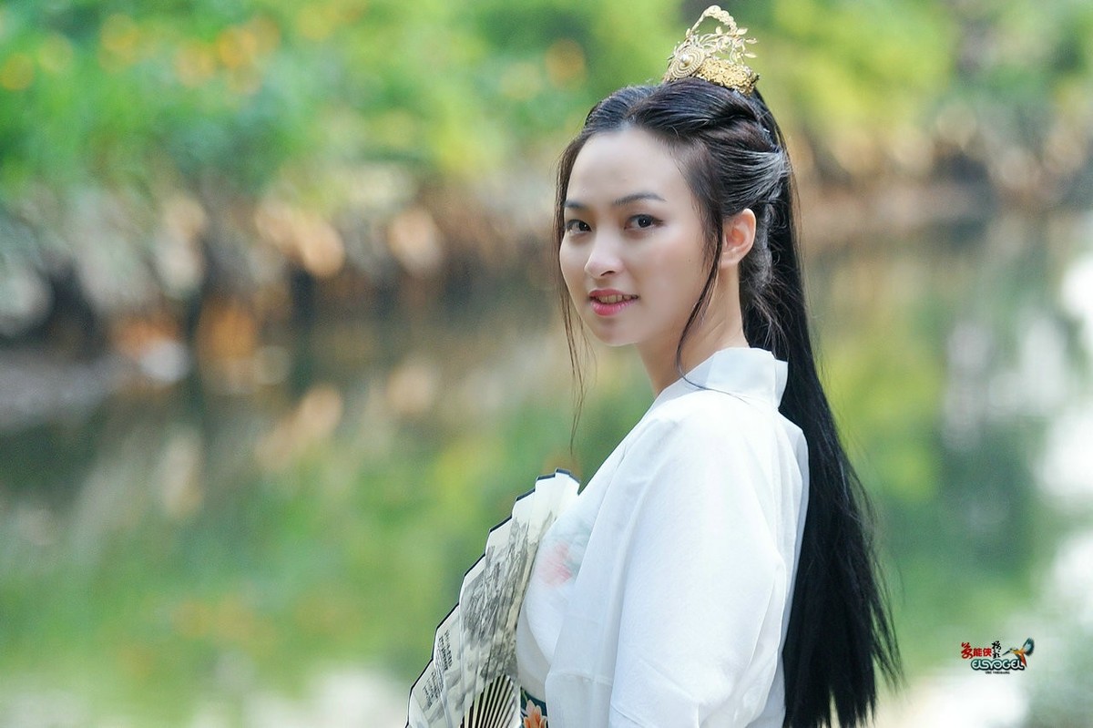 【花谢芳不败】 ---花招