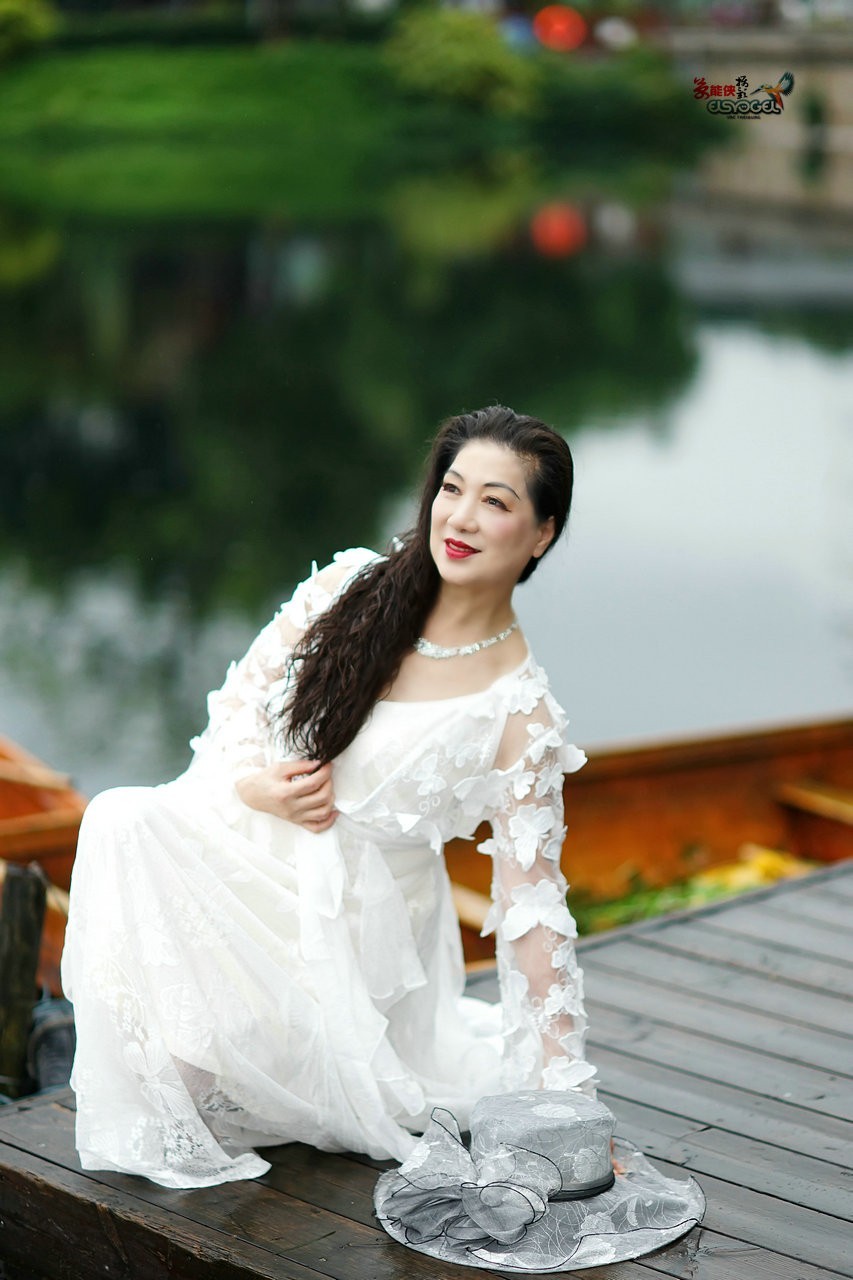 【雨天·荔湾湖情韵】----丽英