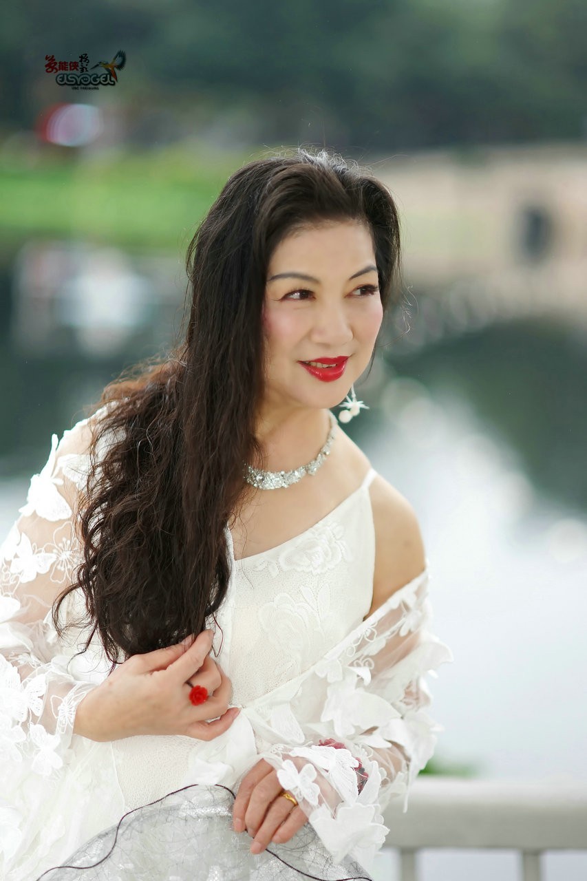 【雨天·荔湾湖情韵】----丽英