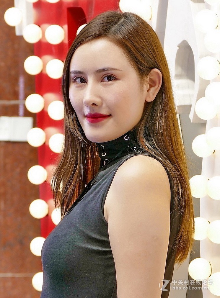 佳能大篷车的女模特