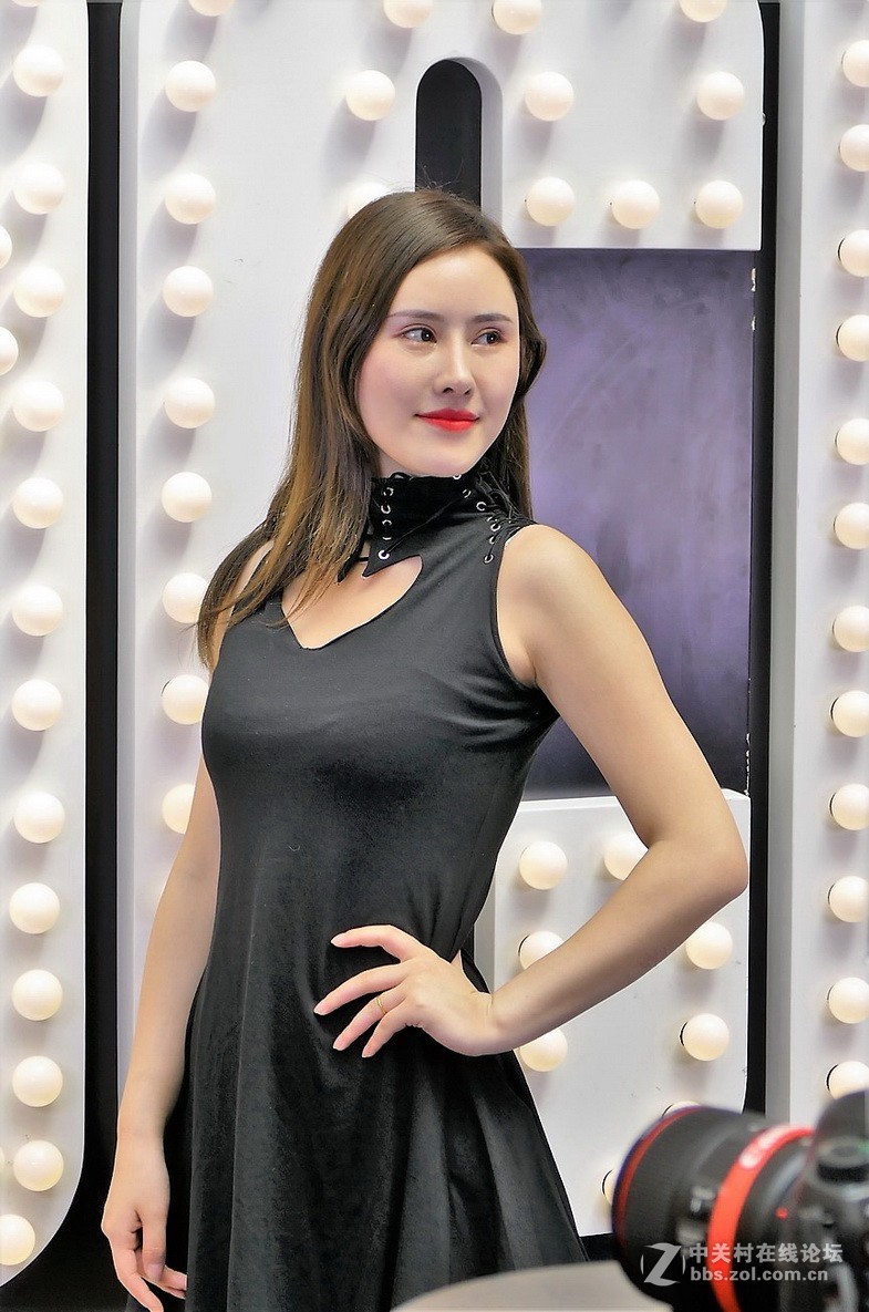 佳能大篷车的女模特