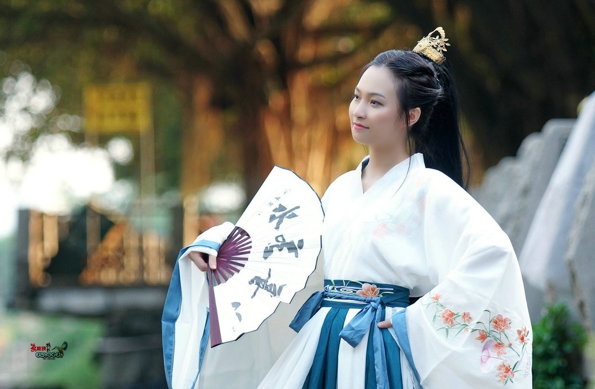 【花谢芳不败】 ---花招