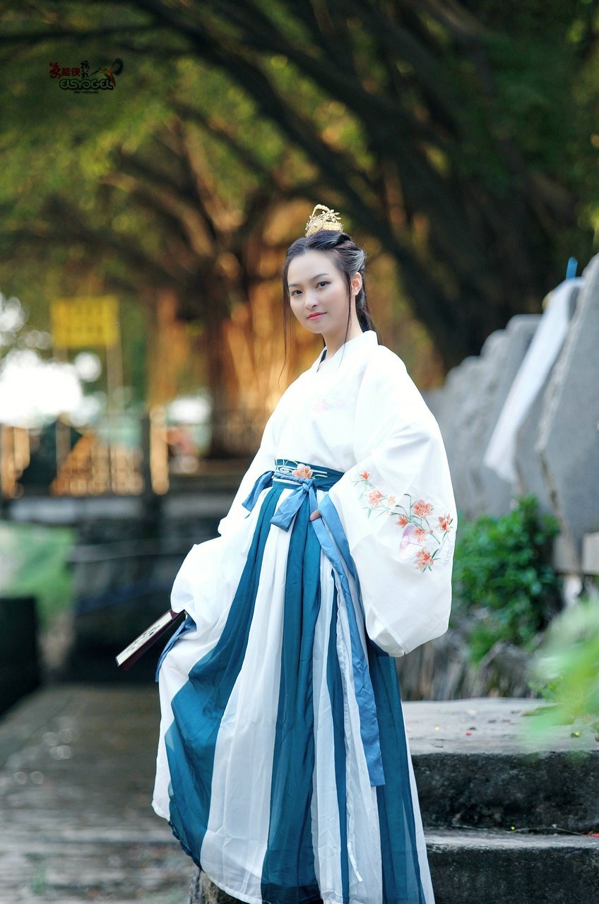 【花谢芳不败】 ---花招