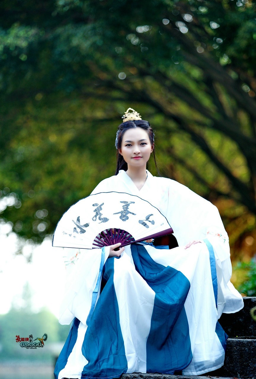 【花谢芳不败】 ---花招