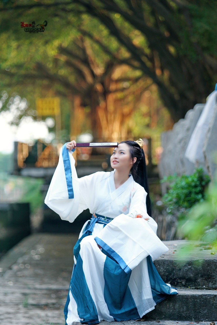 【花谢芳不败】 ---花招