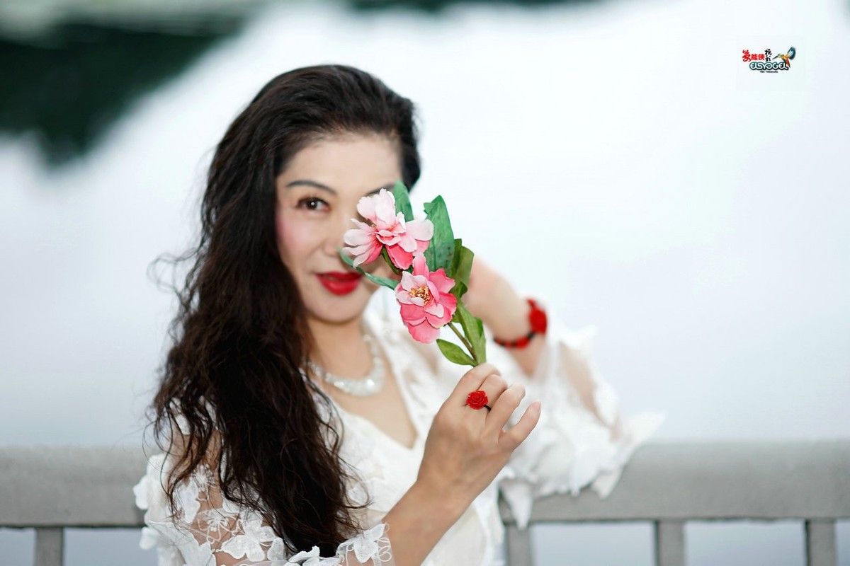 【雨天·荔湾湖情韵】----丽英