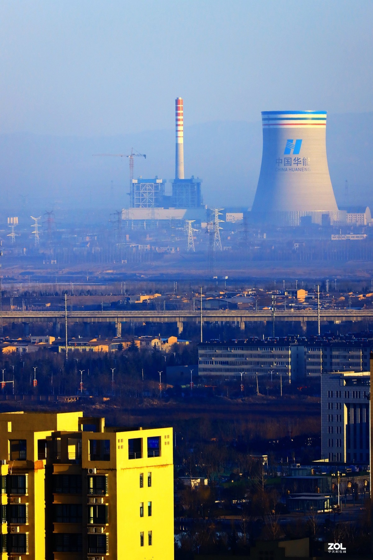 宅在家中看外面的城市