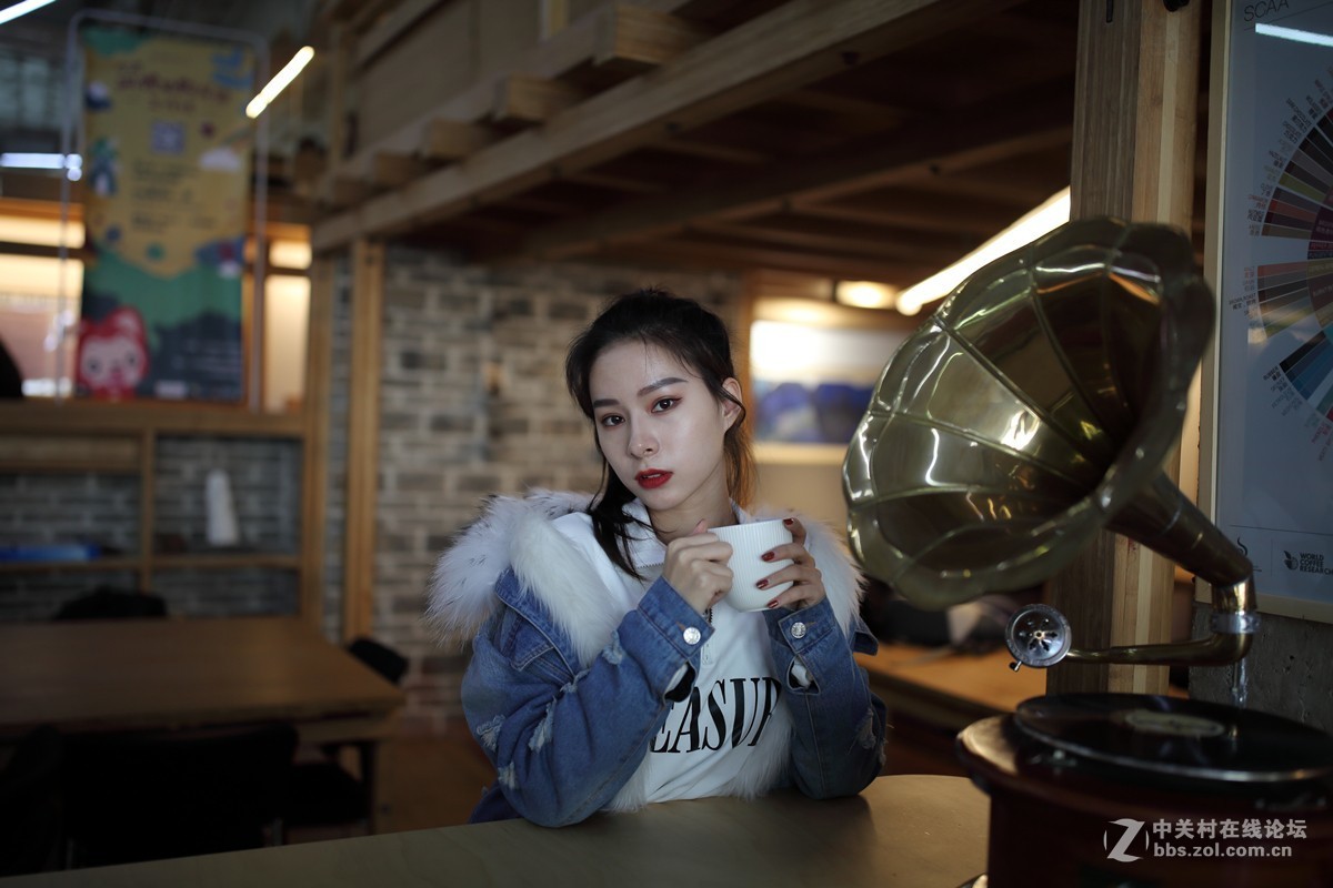 #抓住阳光来作画# 袈蓝春光正可人