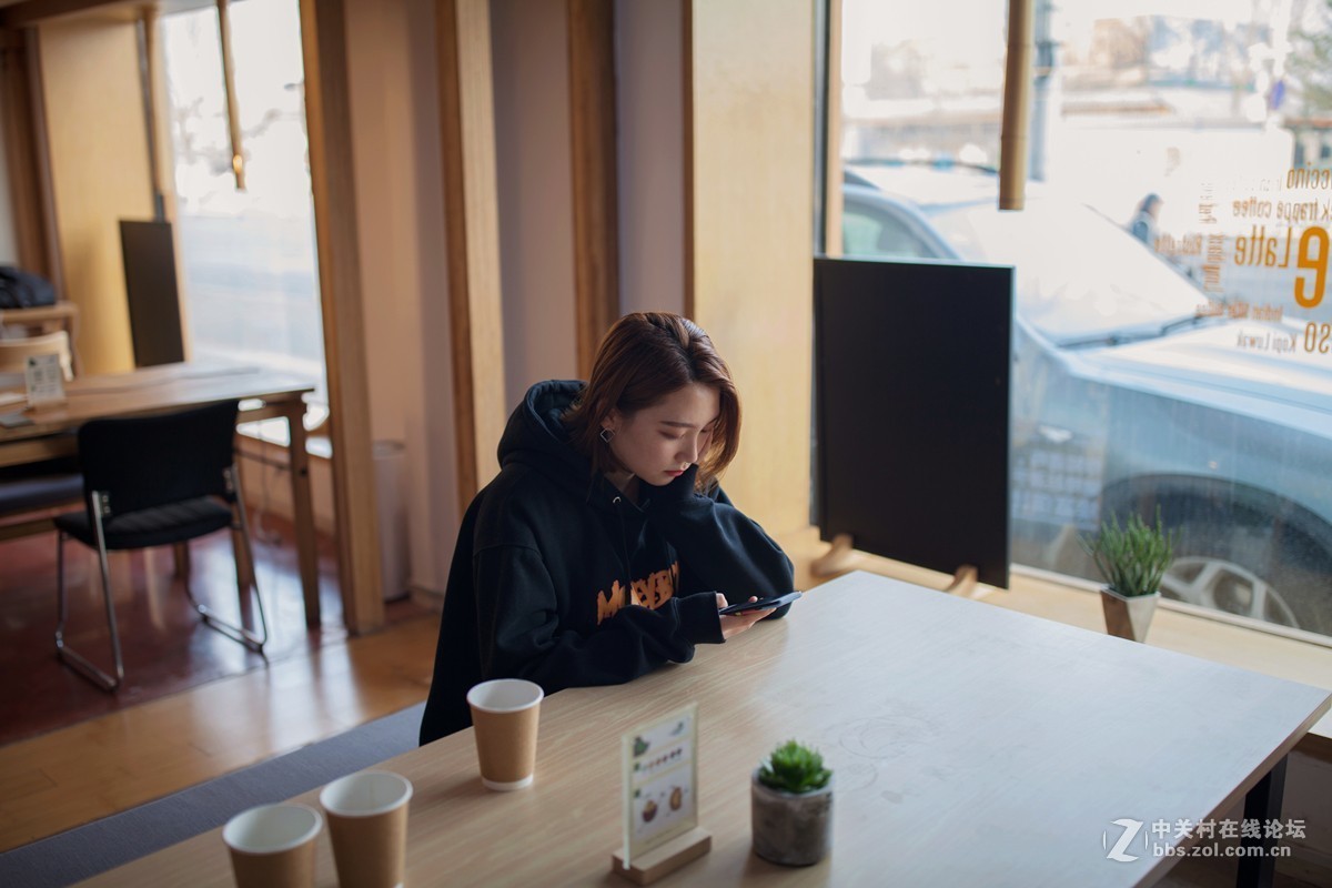 #抓住阳光来作画# 袈蓝春光正可人