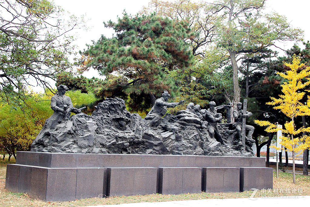 沈阳抗美援朝烈士陵园。烈士英灵永垂不朽！千秋万代与日月争辉！