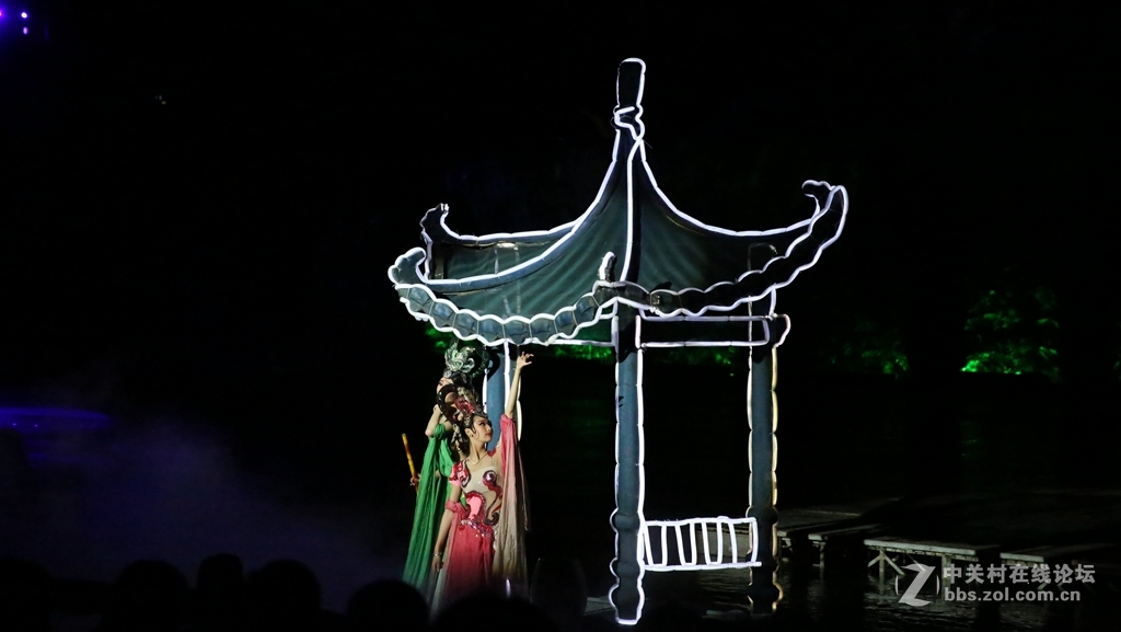 “立体布景”---------舞台演出的新意-中关村在线摄影论坛