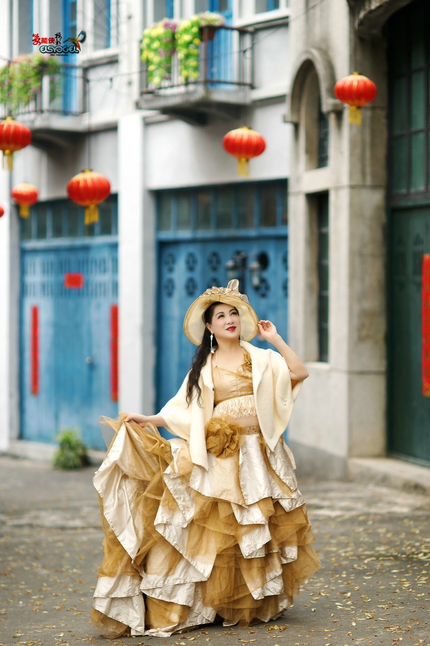 【昔日情怀】----丽英