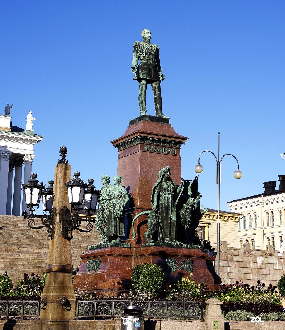 芬兰----首都赫尔辛--基乌斯别斯基大教堂，赫尔辛基大教堂，岩石教堂。