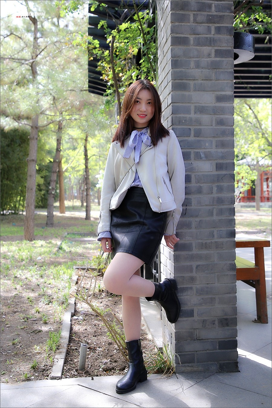 2020年第098贴月坛公园人像抓拍0229f