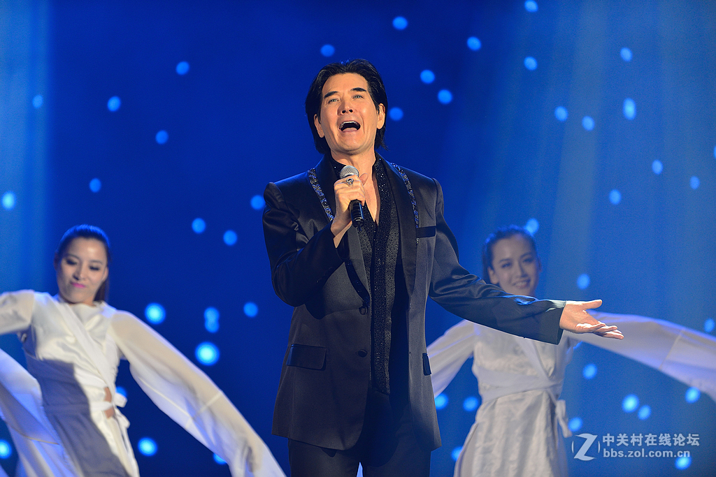 冬天里的一把火费翔南京演唱会