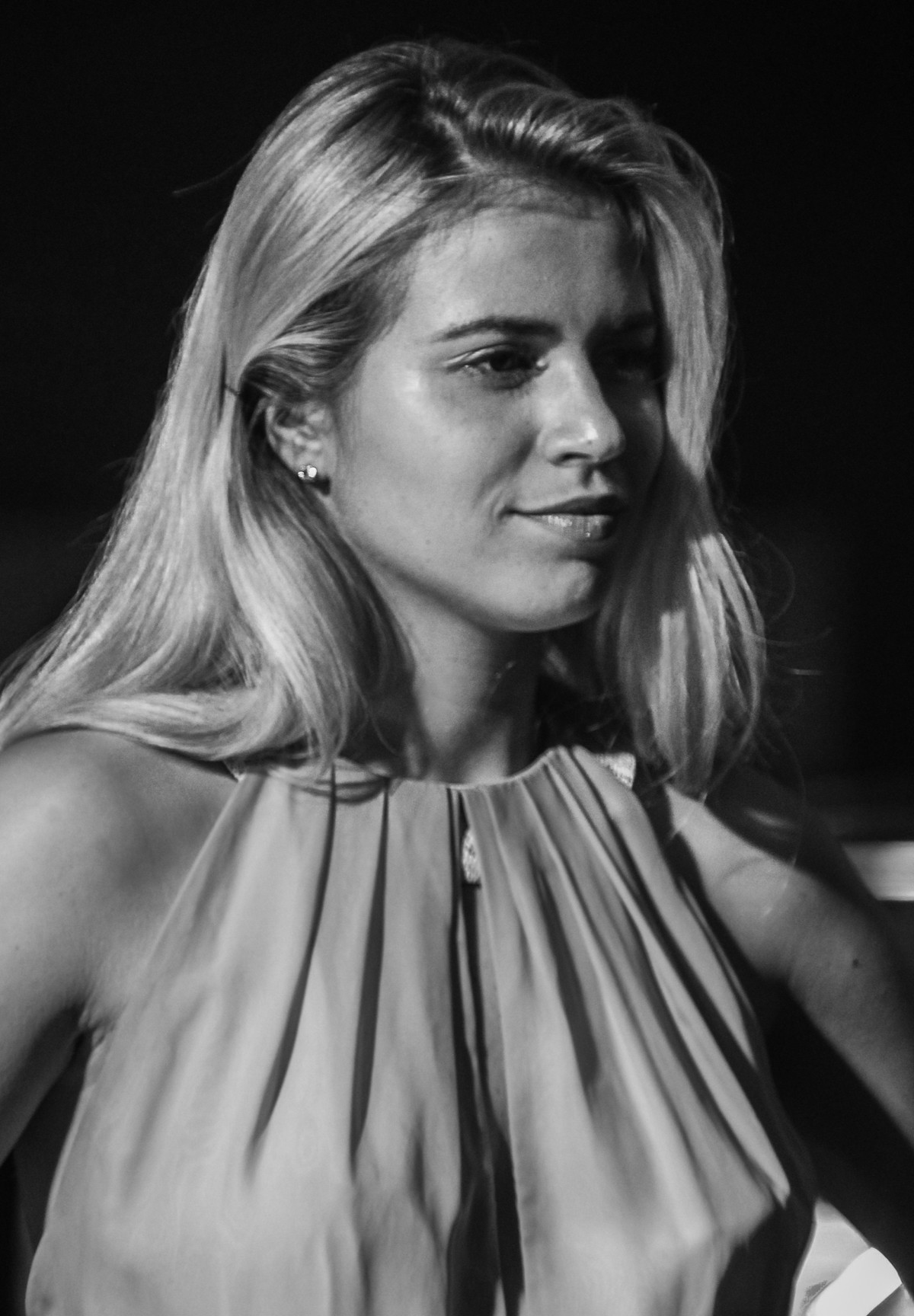 琶洲車展車模之人像習作