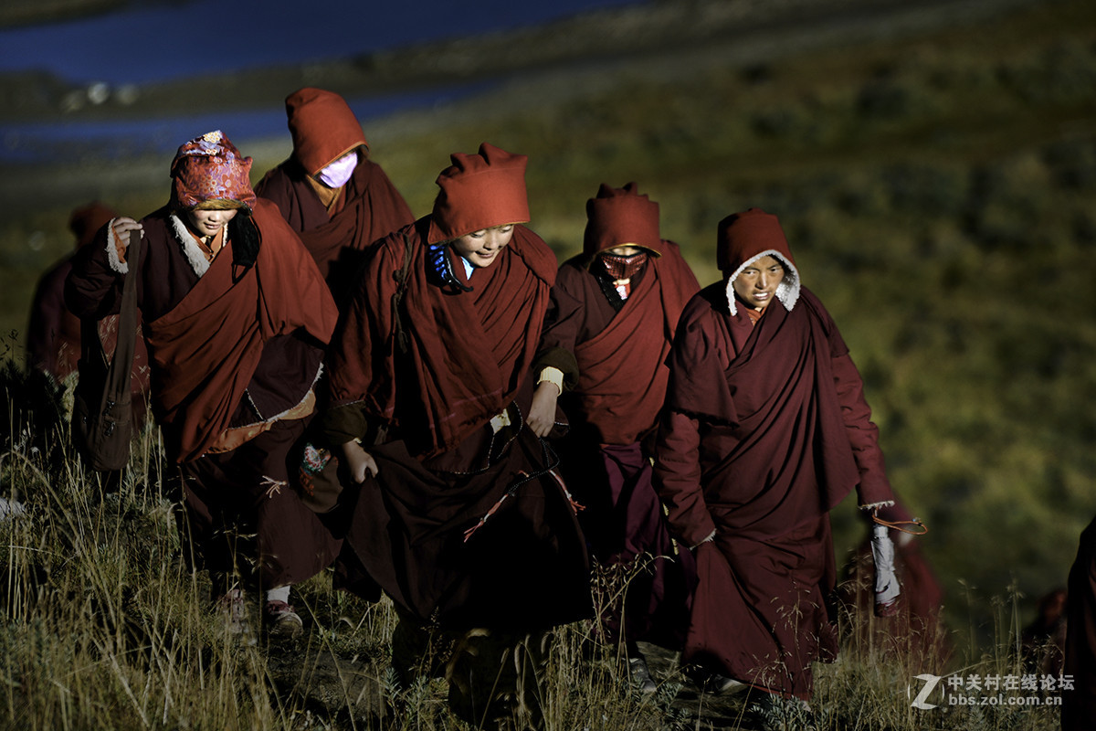 行走川藏线之一 。。。亚青寺