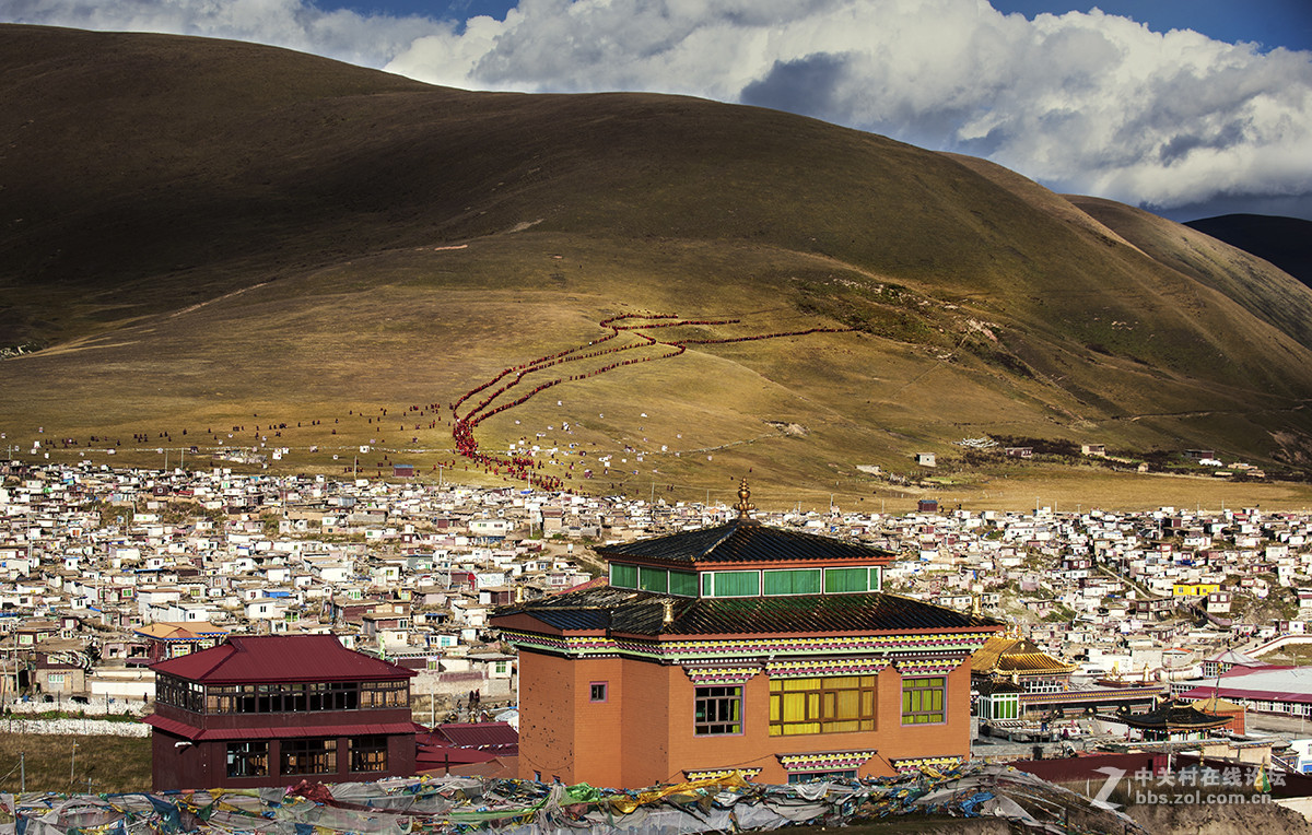 行走川藏线之一 。。。亚青寺