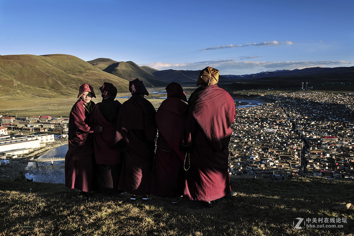 行走川藏线之一 。。。亚青寺