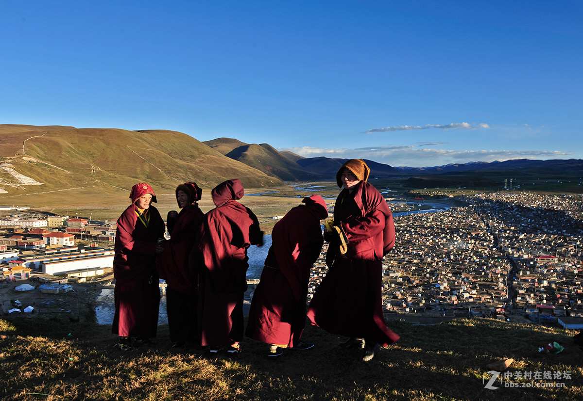 行走川藏线之一 。。。亚青寺