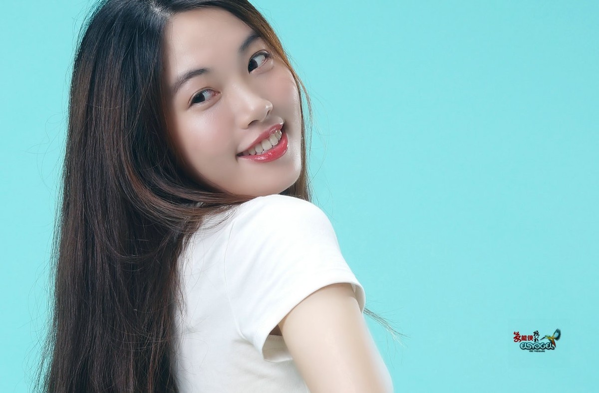 可爱的女生小颖