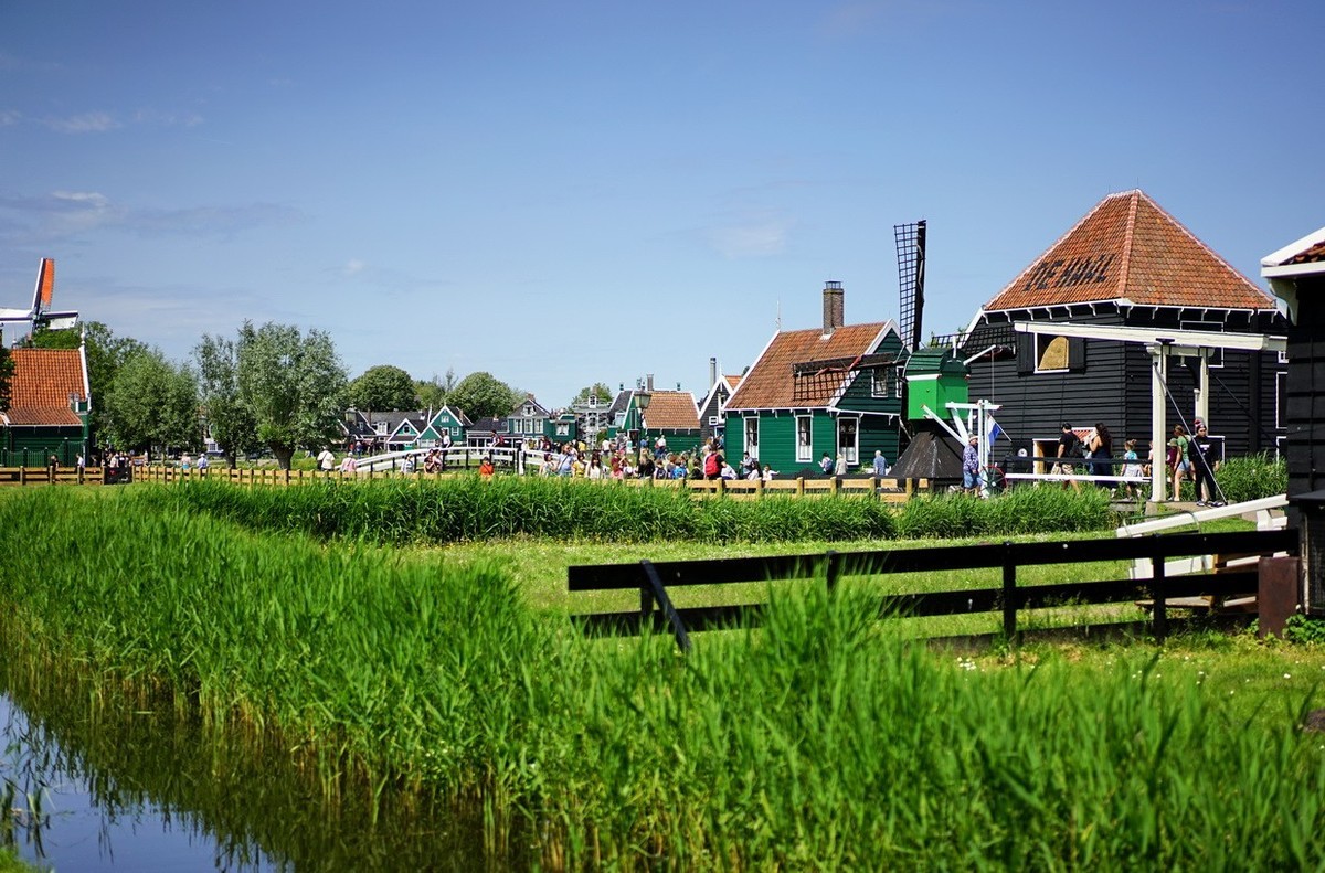 2019-06-03 amsterdam 桑斯安斯风车村中的人家