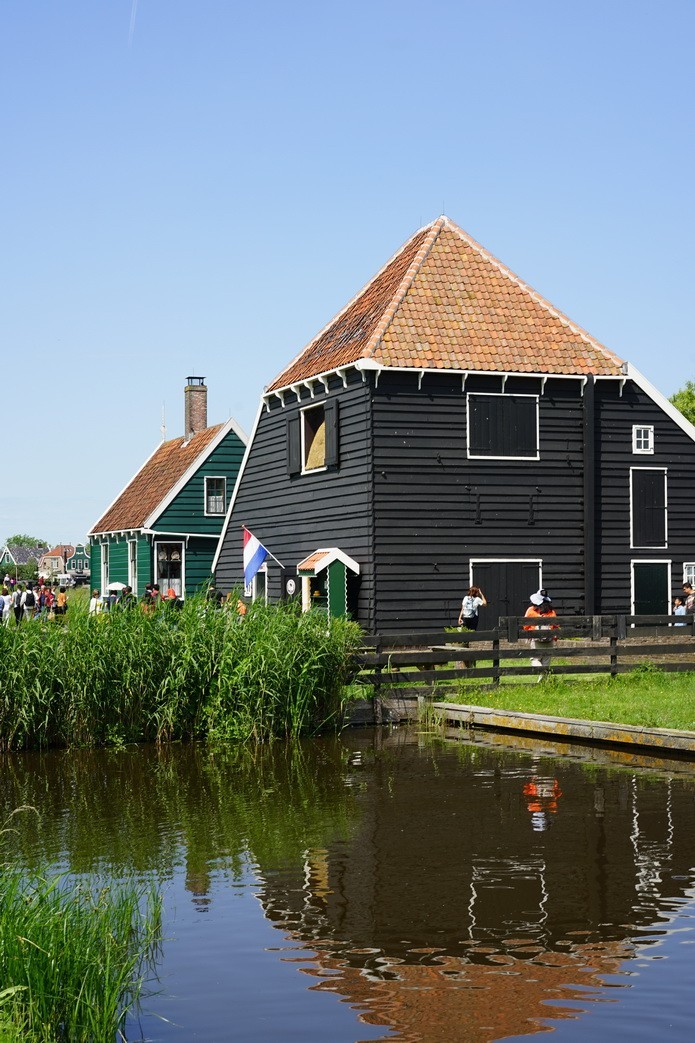 2019-06-03 amsterdam 桑斯安斯风车村中的人家