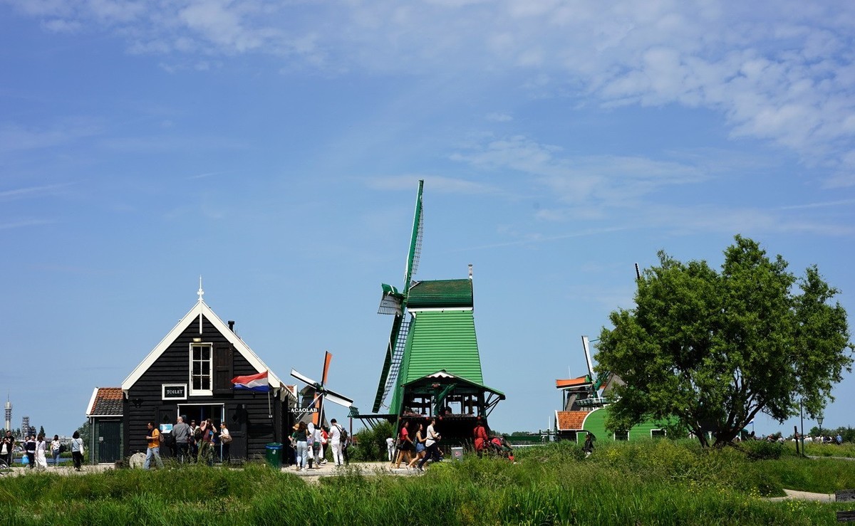 2019-06-03 amsterdam 桑斯安斯风车村中的人家