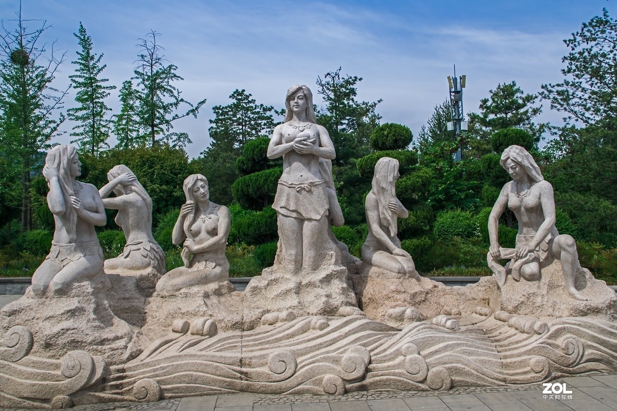 陕西韩城司马迁祠前广场的大型塑像群