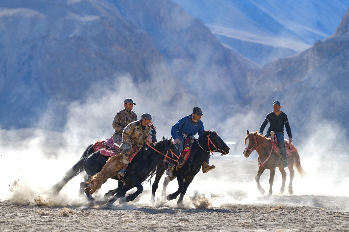 走进帕米尔－塔吉克叨羊
