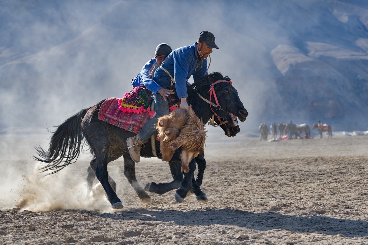 走进帕米尔－塔吉克叨羊