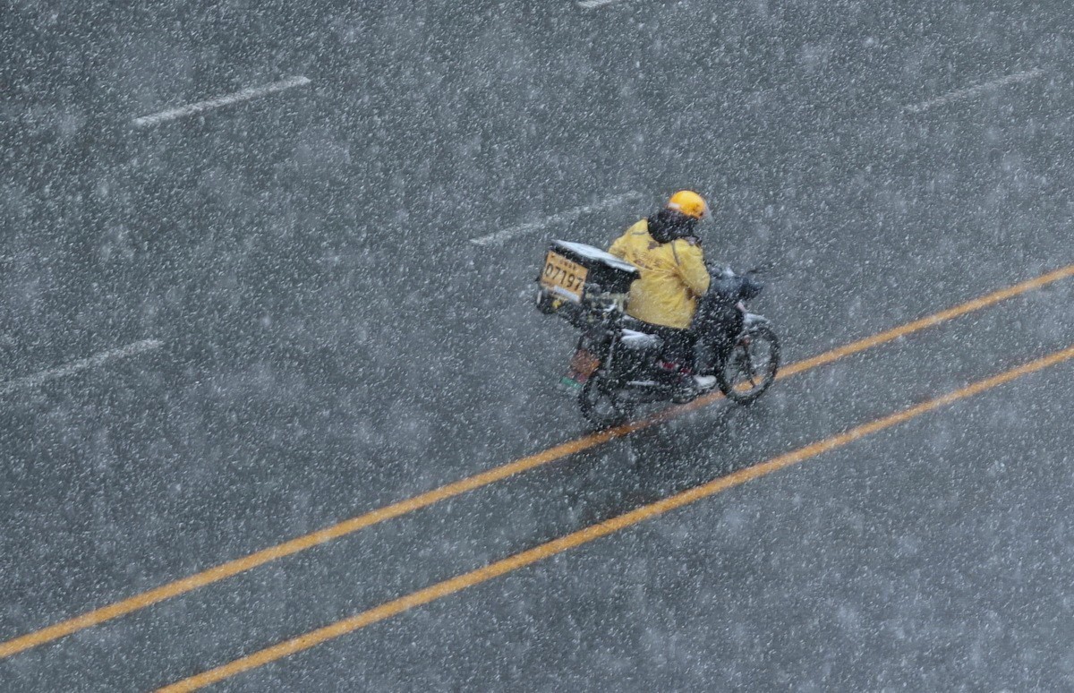 时而霾、时而雨、现在大雪又来了