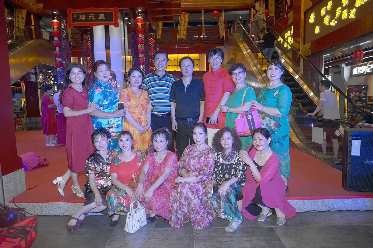 室内人文纪实拍摄----汉派影视学员联谊会！。。。。