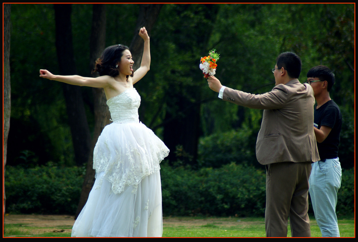 几片公园外拍人像