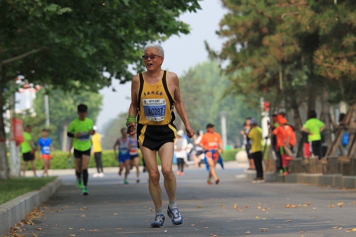 河北省沧州市马拉松比赛拍片