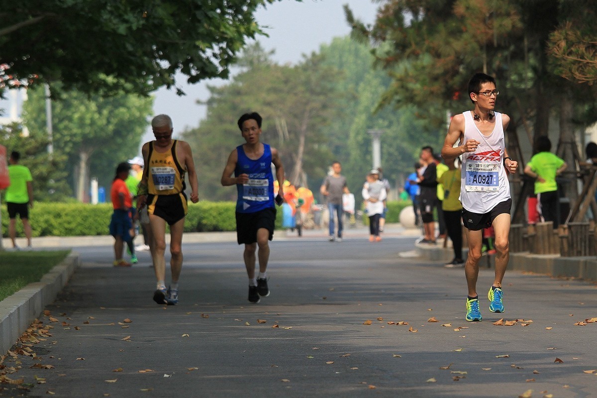 河北省沧州市马拉松比赛拍片