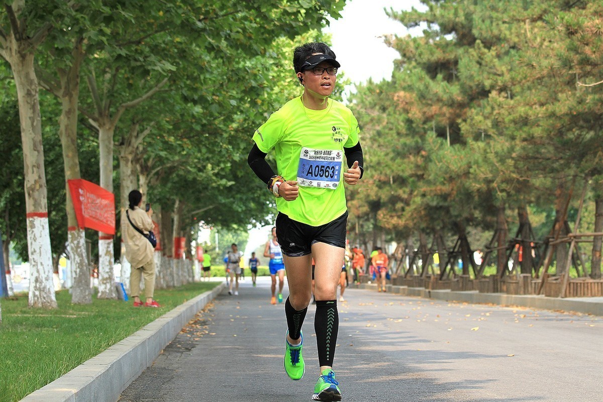 河北省沧州市马拉松比赛拍片