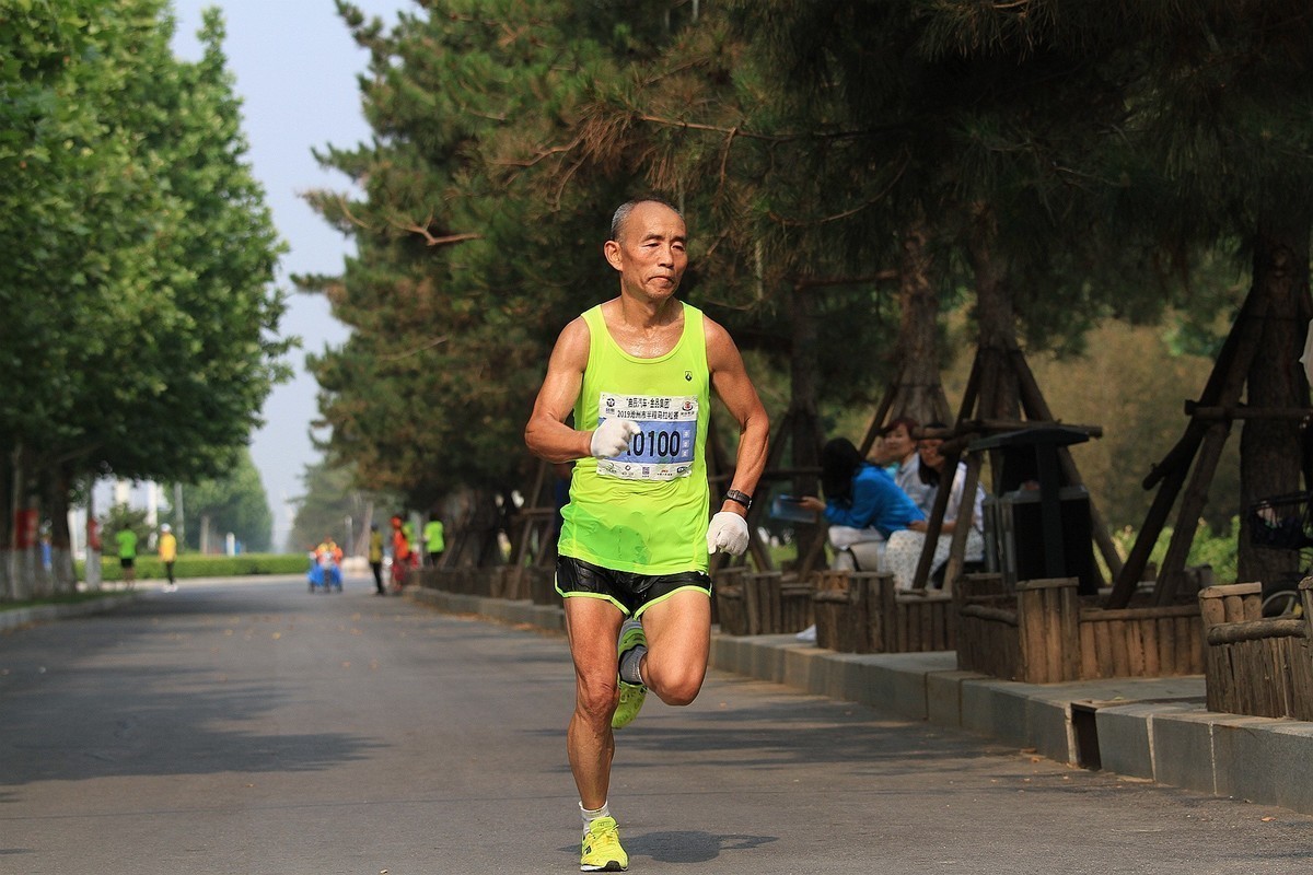 河北省沧州市马拉松比赛拍片