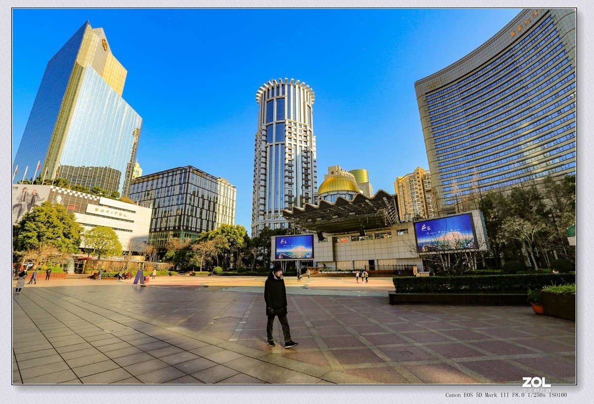 非常时期————曾经的车水马龙,今天路断人稀