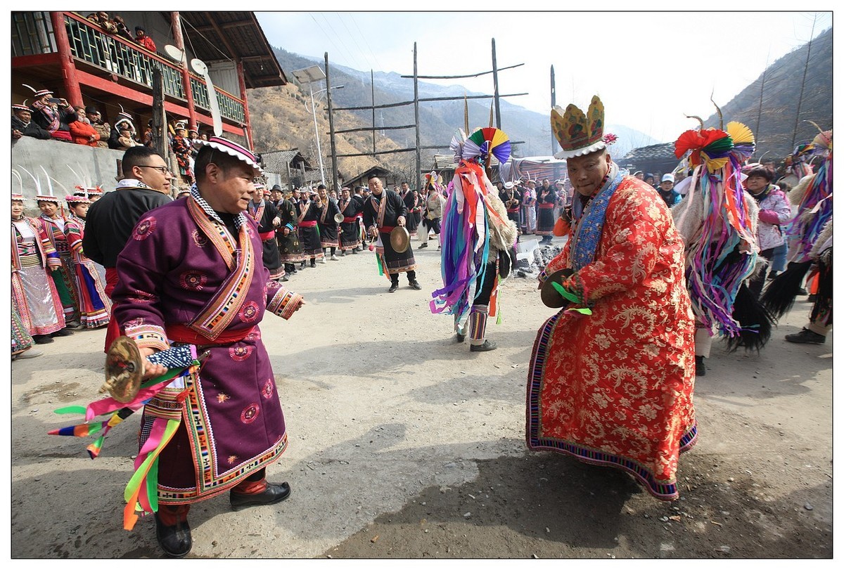 最全藏历新年年货盘点！一起来西藏过年吧|切玛|美朵|酥油花_新浪新闻