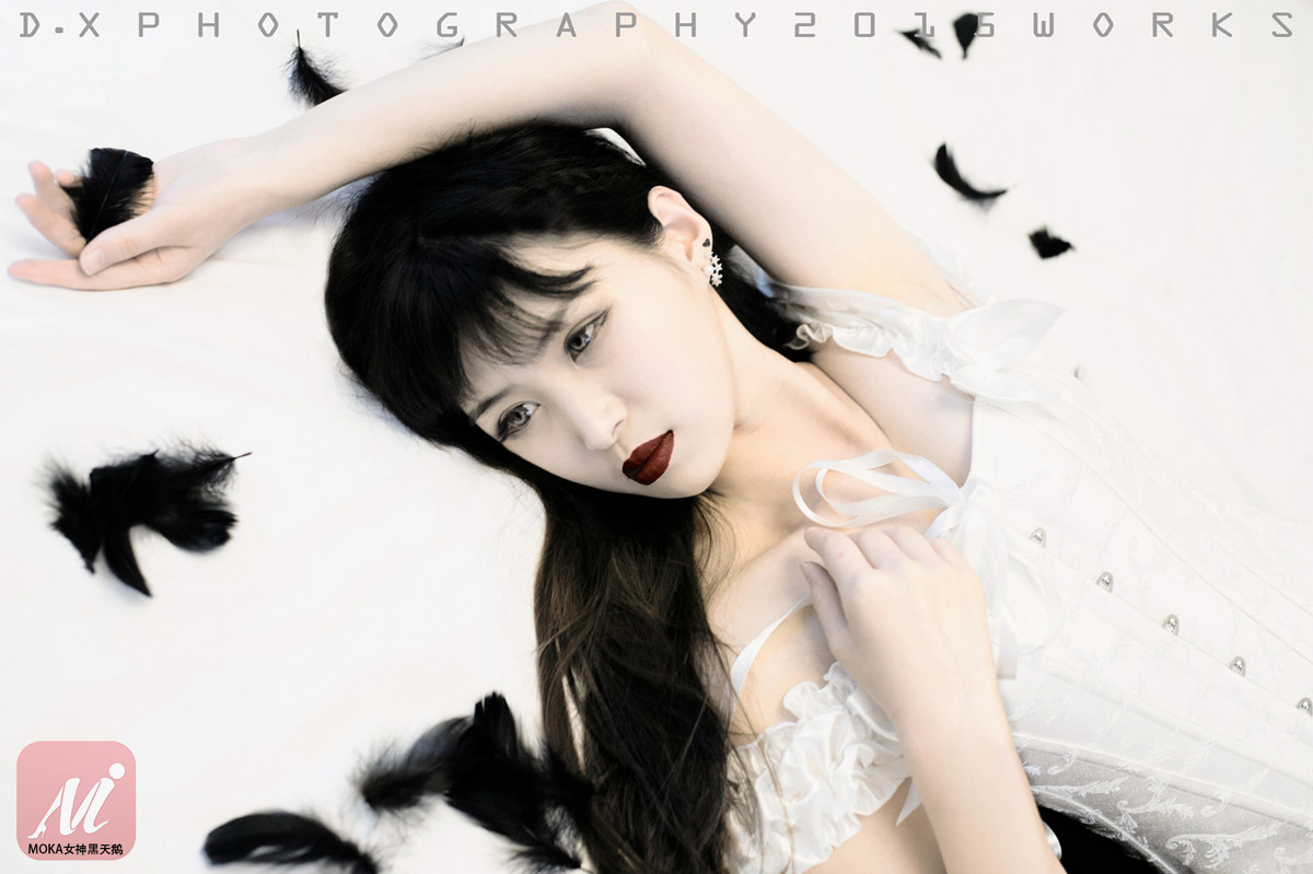 MOKA女神黑天鹅