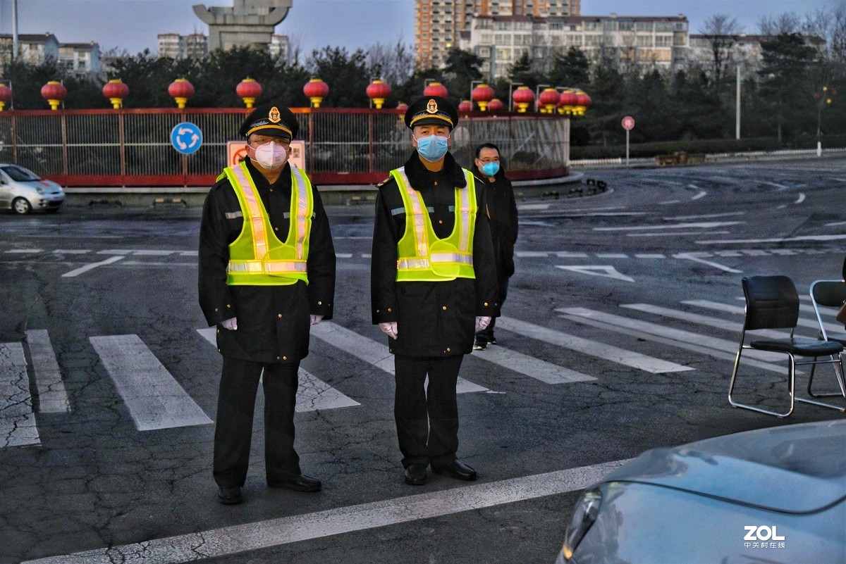 严防死守话防控