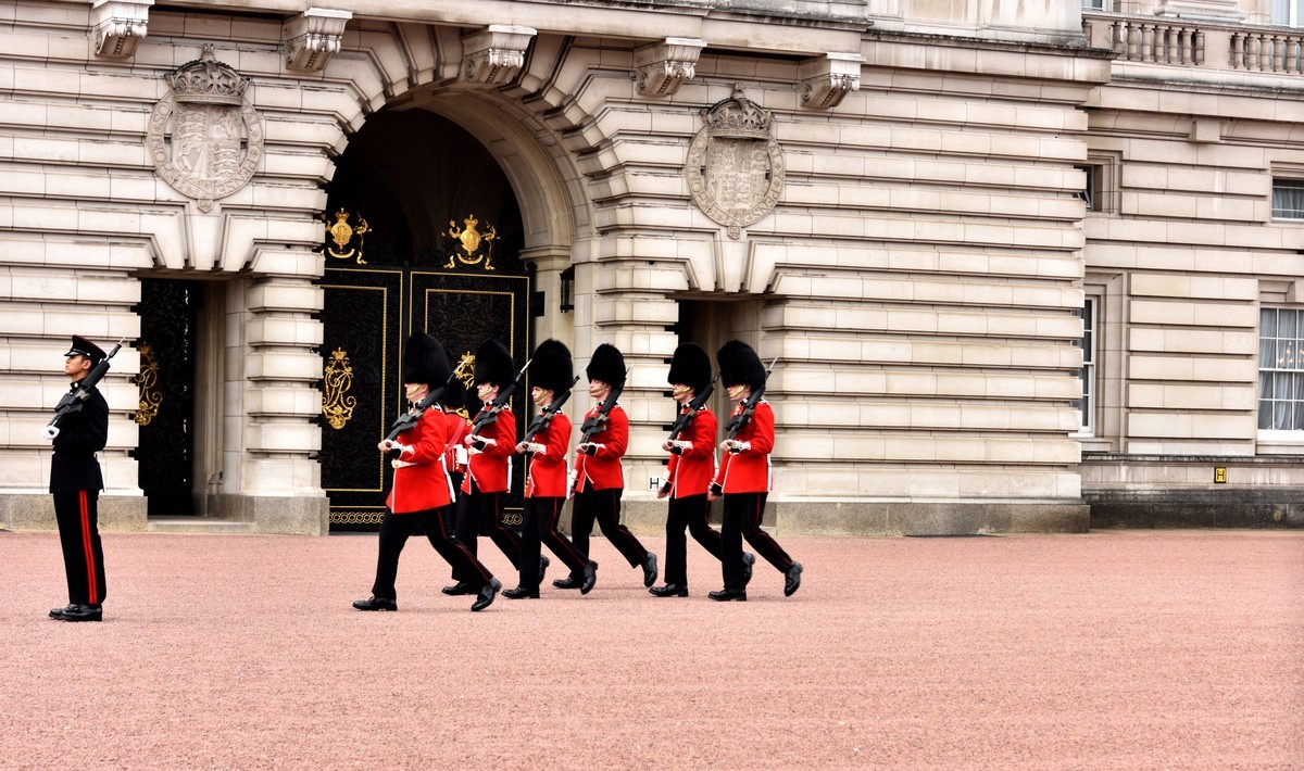 行摄英伦——白金汉宫皇家卫队换岗仪式