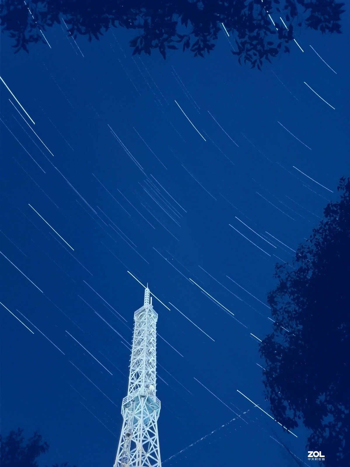 6400套机和华为拍星轨图片对比