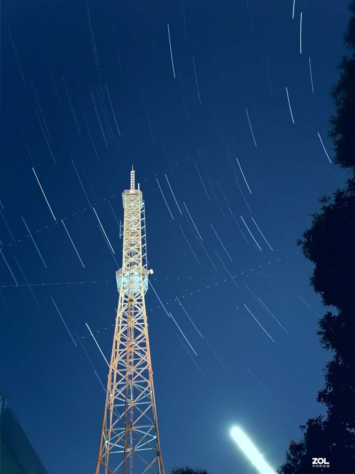 6400套机和华为拍星轨图片对比