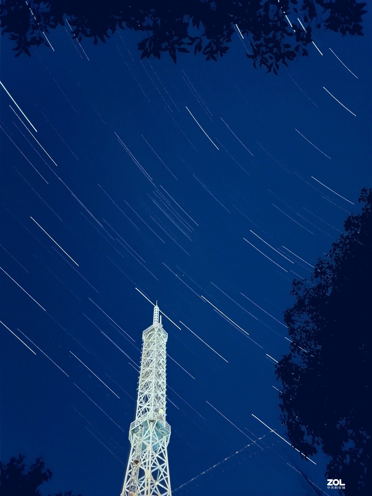 6400套机和华为拍星轨图片对比