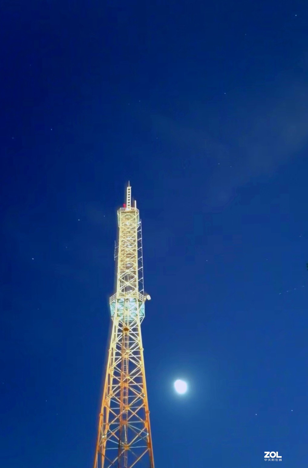 6400套机和华为拍星轨图片对比