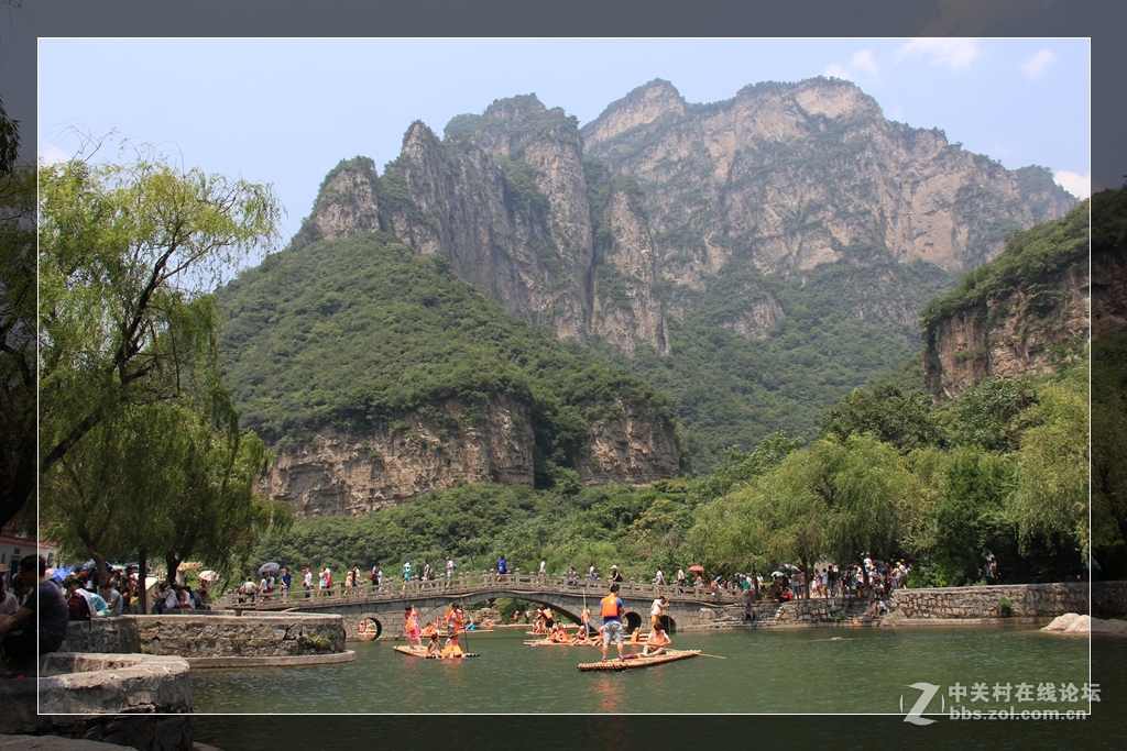焦作云台山游记--泉瀑峡5--小小竹排......