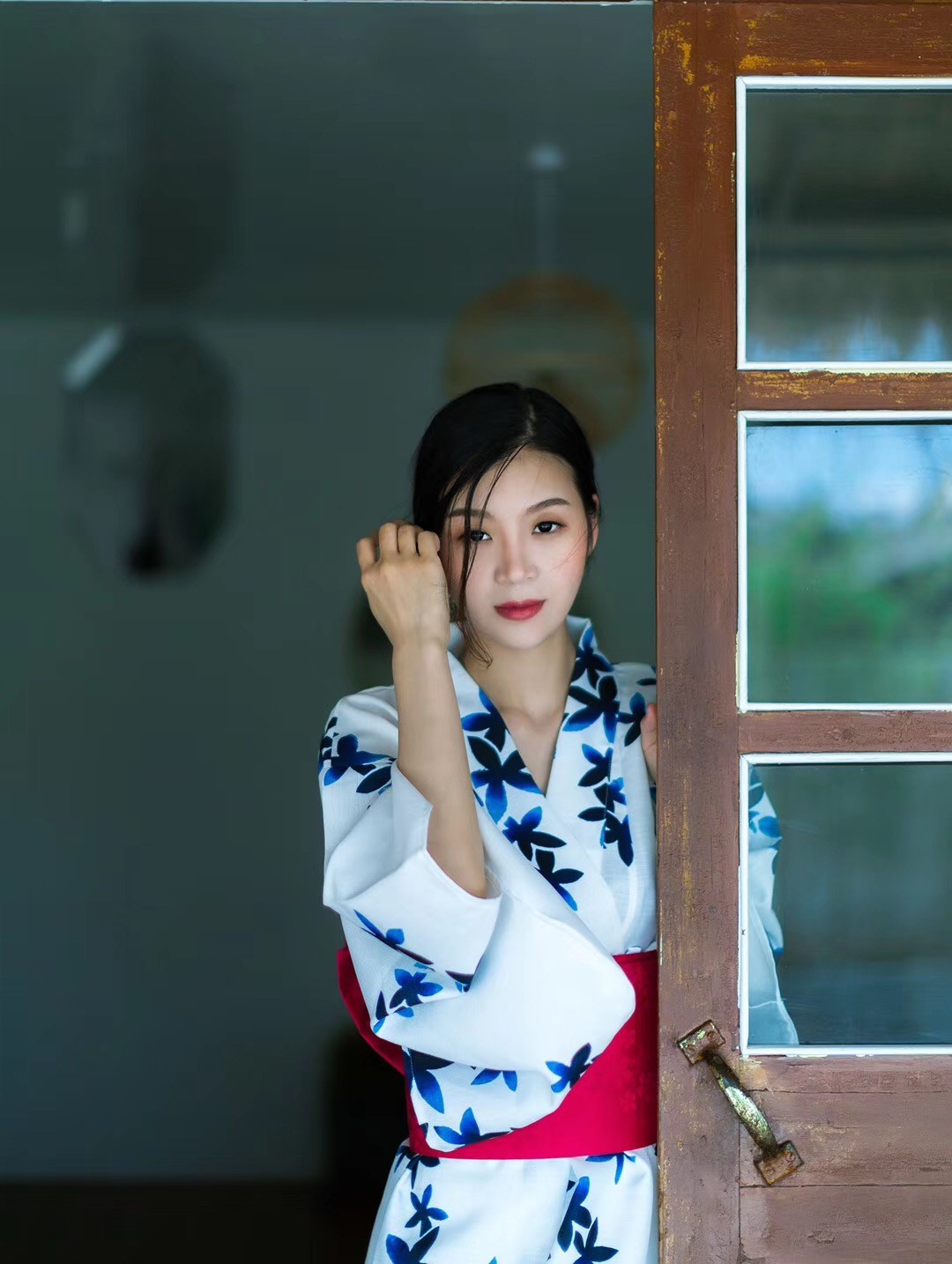 天青色等烟雨 而我在等你