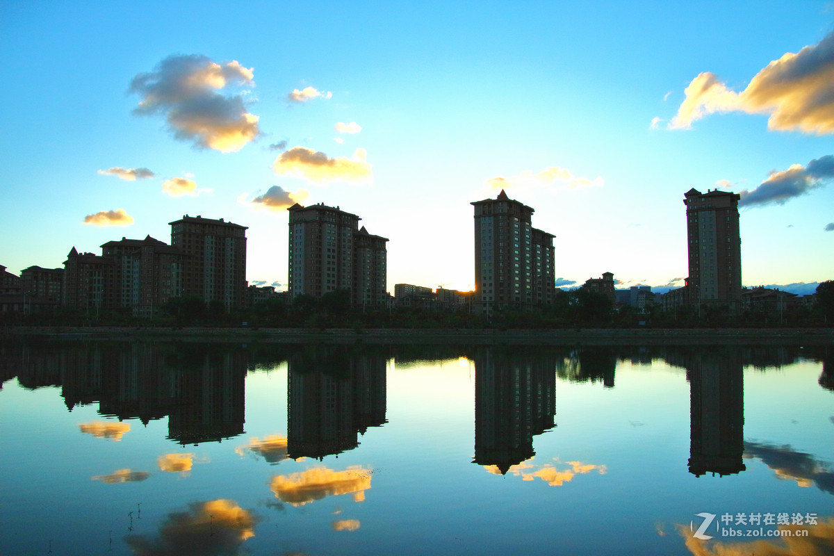 黎明的彩云 呼和浩特东河风光
